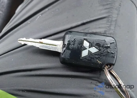 2018 Mitsubishi Mirage Es from USA, damaged, VIN ML32A3HJ1JH004407